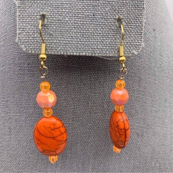 Set of Two NWOT Speckled Marbled Red and Coral Long Beaded Dangle Earrings - Picture 2 of 5